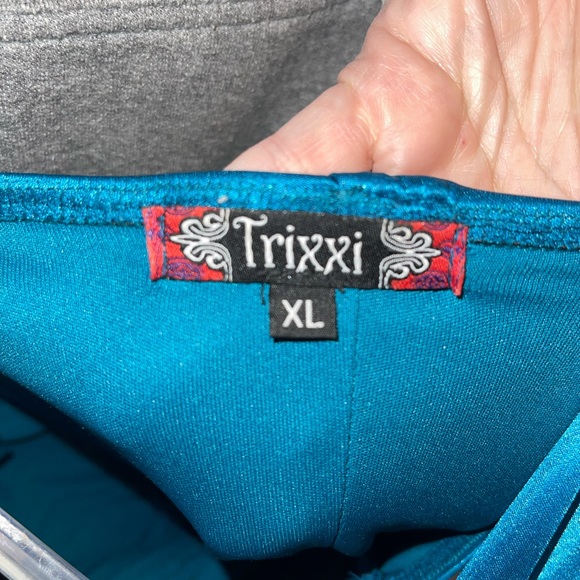 Knee Length Formal Dress - Picture 3 of 3